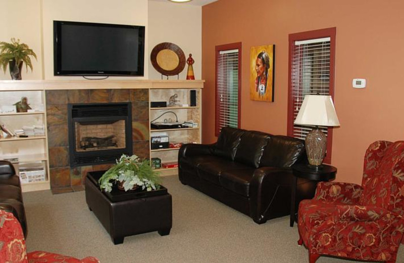 Honeymoon Bay Lodge & Retreat (Honeymoon Bay, British Columbia