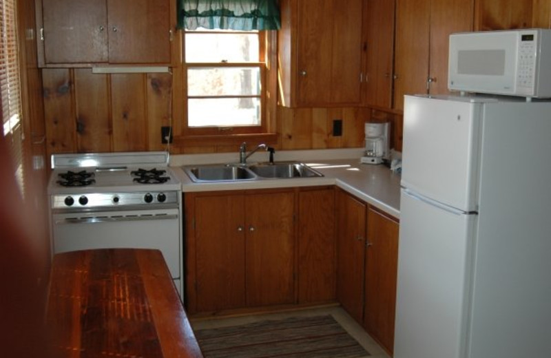 Wild River Cottage kitchen at Heartwood Conference Center & Retreat.