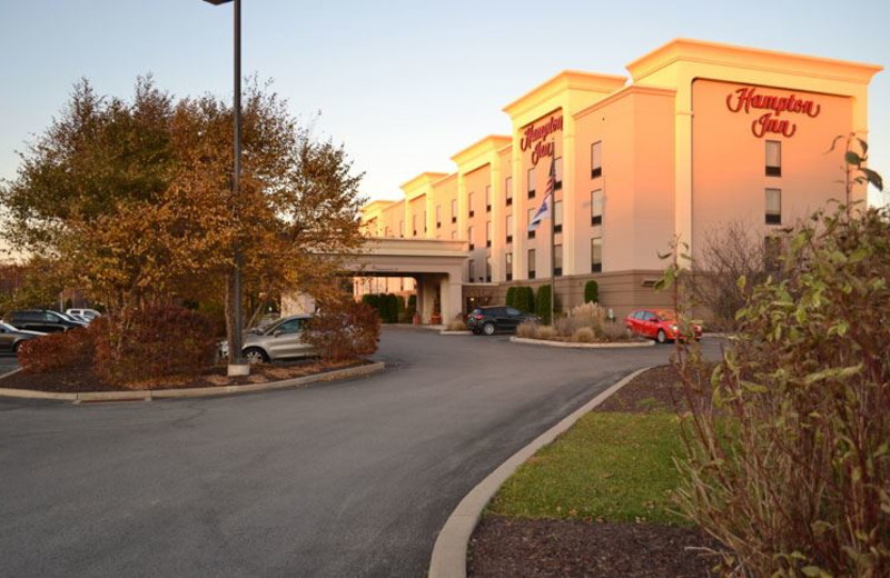 Exterior View of Hampton Inn Oneonta