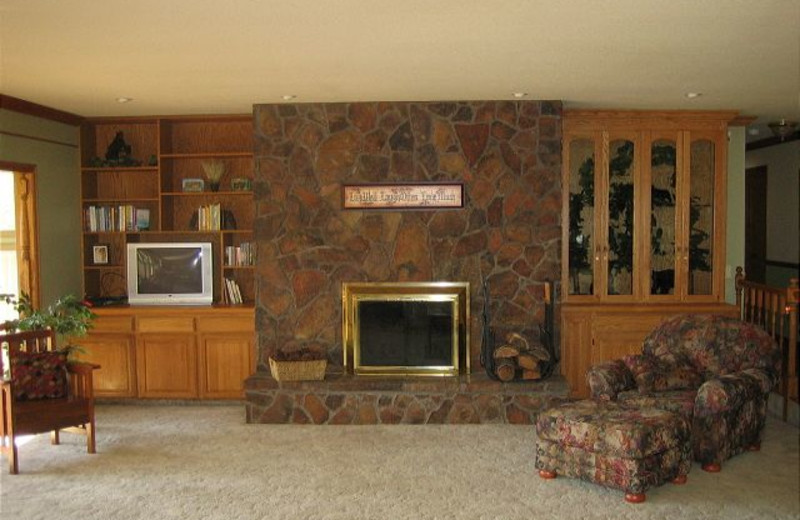 Cabin fireplace at Idaho Cabin Keepers.