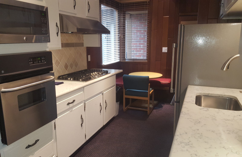Guest kitchen at St. Moritz Lodge