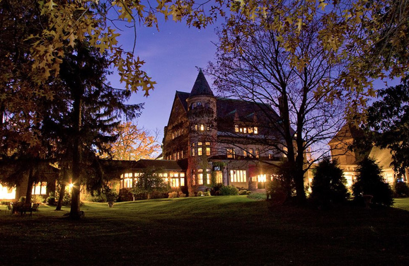 Exterior view of Belhurst Castle and White Springs Manor.