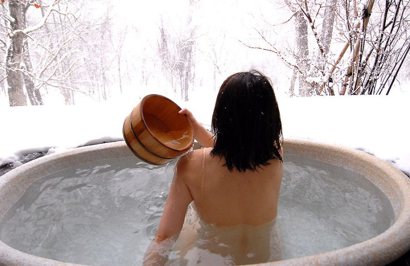 Hot tub at Stone Wind Retreat.