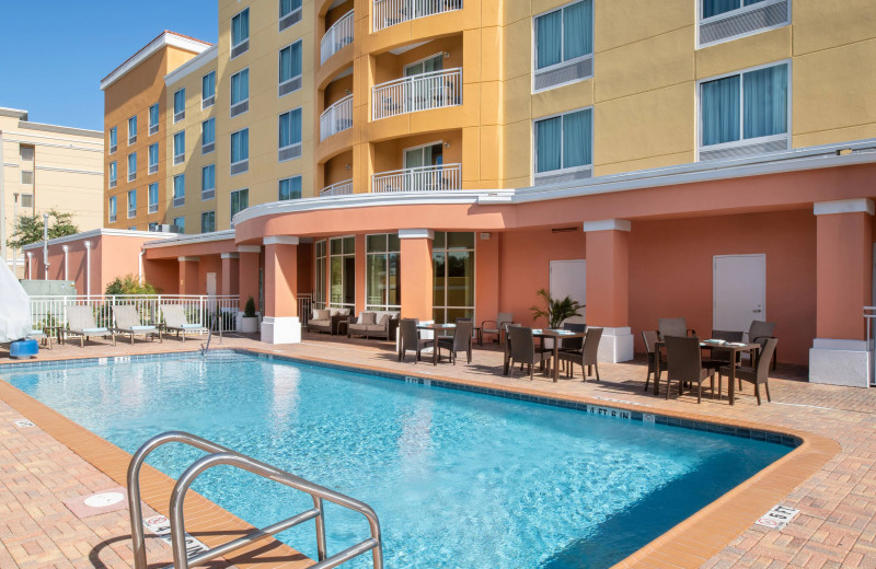 Outdoor pool at Courtyard by Marriott Jacksonville Orange Park.