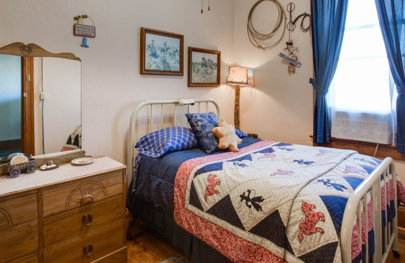 Guest room at Noftsger Hill Inn.