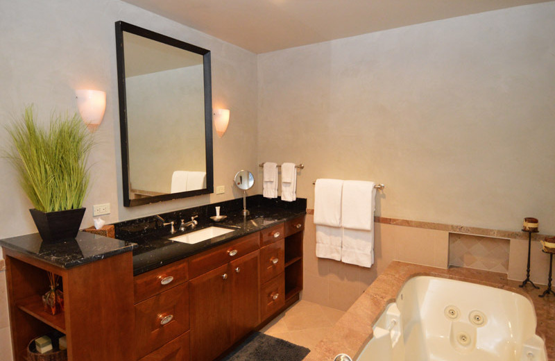 Rental bathroom at Frias Properties of Aspen.