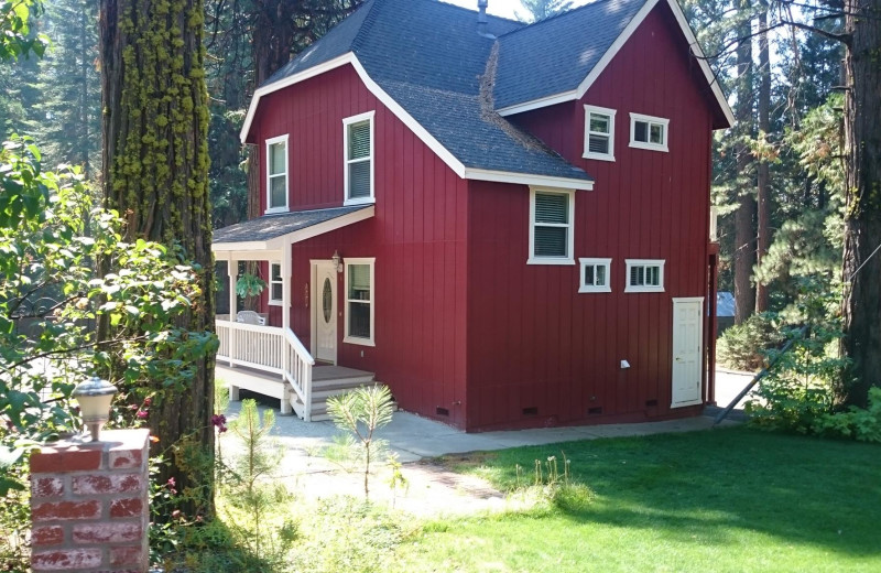 Cabin exterior at Long Barn Lodge.