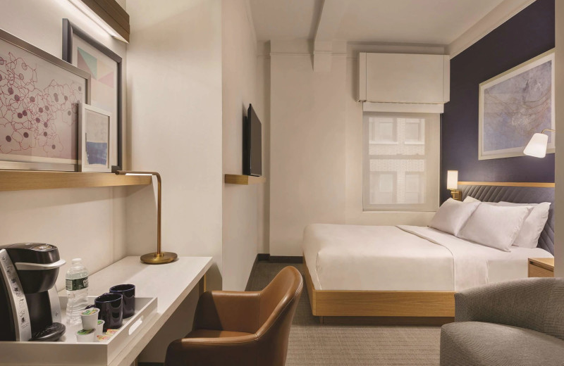 Guest room at Radisson Hotel New York Wall Street.