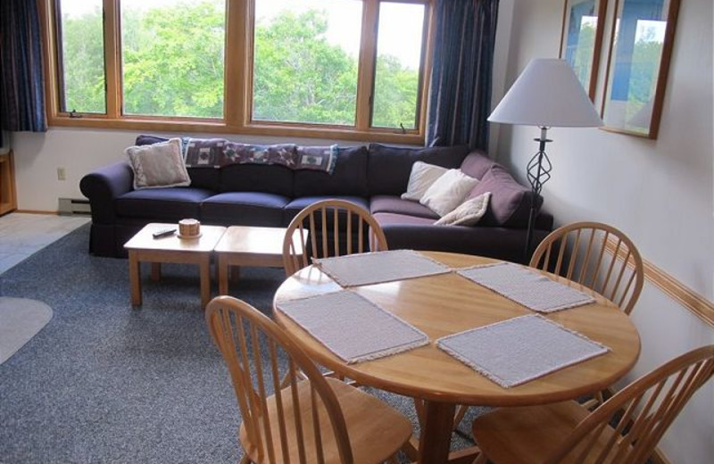 Dining table at Highridge Condominiums.