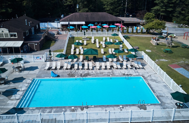 Out door pool at Lake George Escape.