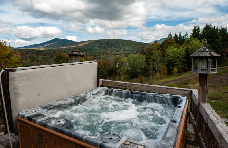 Hot tub at Cuomo's Cove.