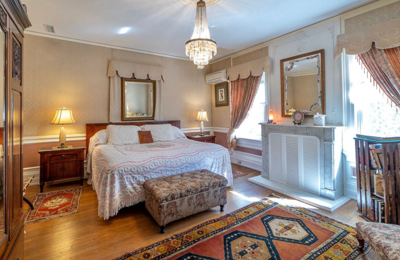 Guest room at Melange Bed 