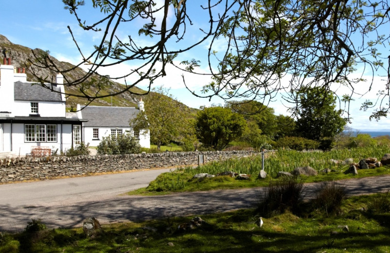 Exterior view of Isle of Colonsay Hotel.