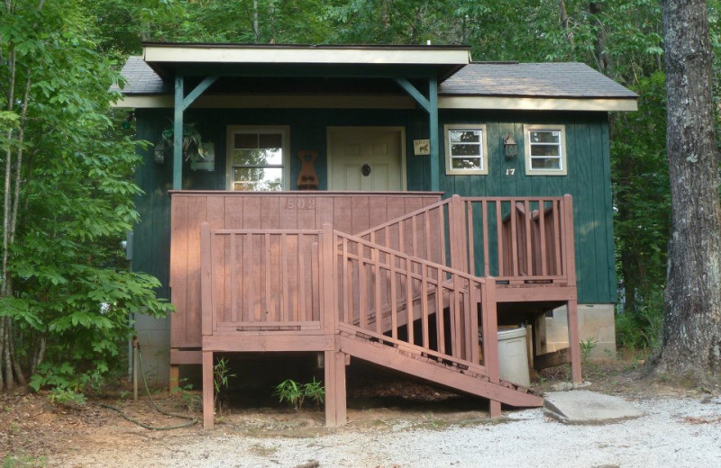 Cabin exterior at Mountain Rest Cabins and Campground.