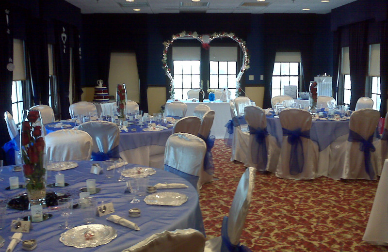 Wedding reception at The Lighthouse Inn at Aransas Bay.