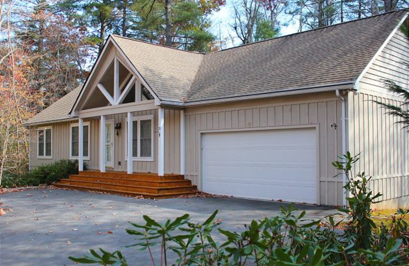 Rental exterior at Mountain Lake Rentals.