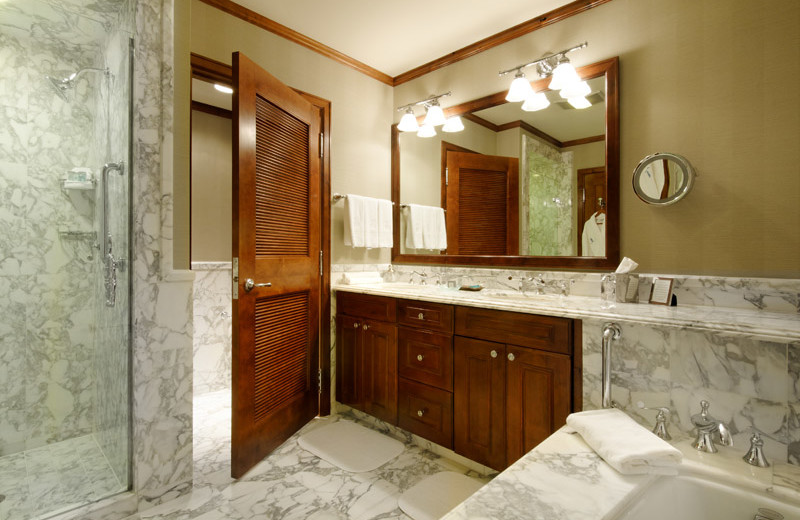 Rental bathroom at Frias Properties of Aspen.