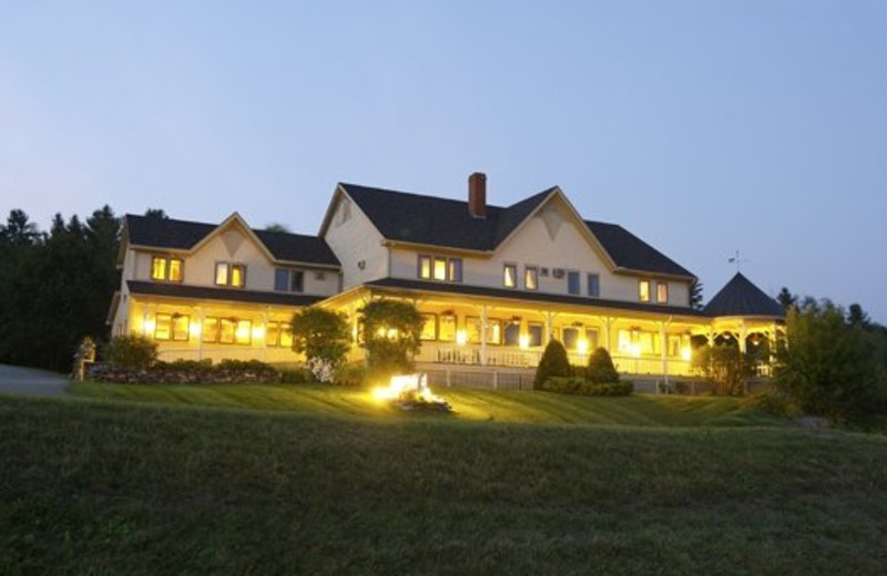 Exterior evening view of Willough Vale Inn.