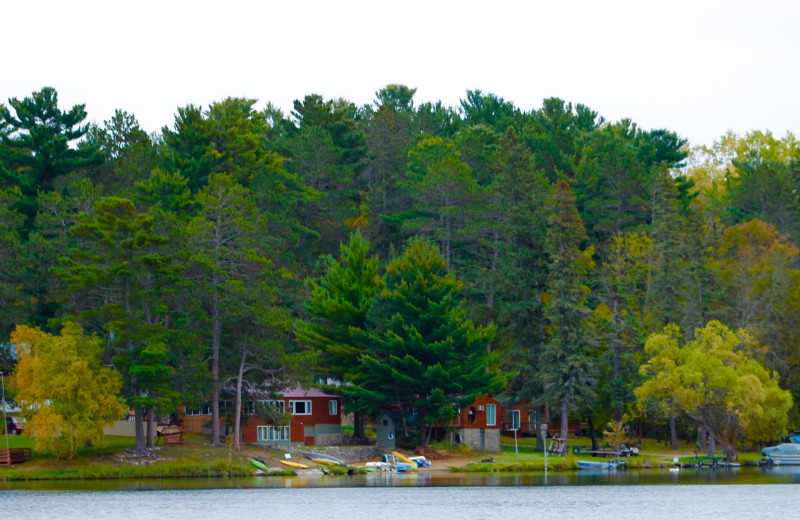 Exterior view of Moore Springs Resort.