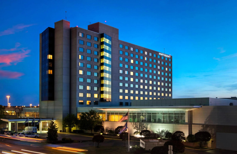 Exterior view of Hyatt Regency Pittsburgh International Airport.