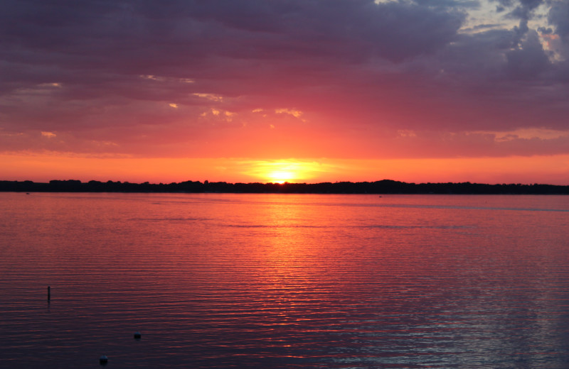 Beautiful sunset views over the lake at Fillenwarth Beach Resort