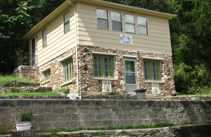 Rock House at http://www.bluejayfarm.com