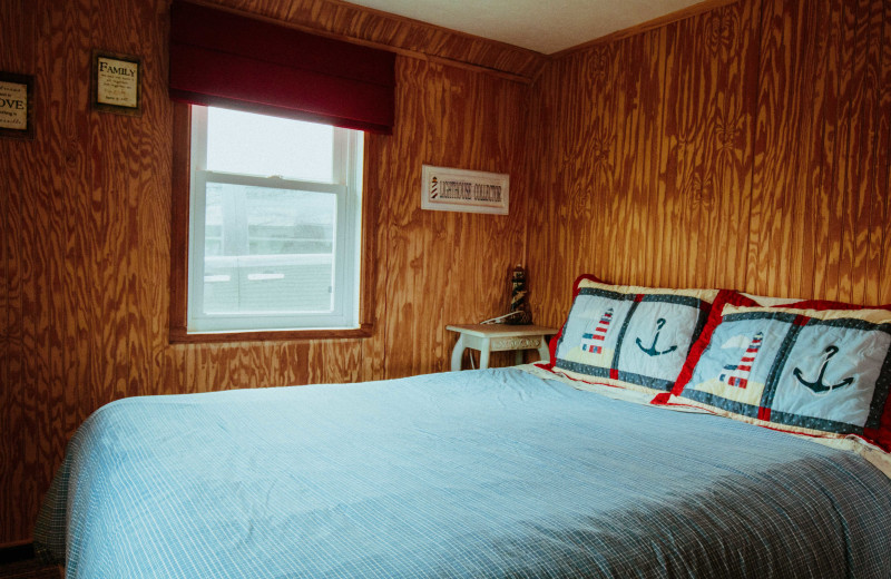 Cabin bedroom at Jacob's Cove.