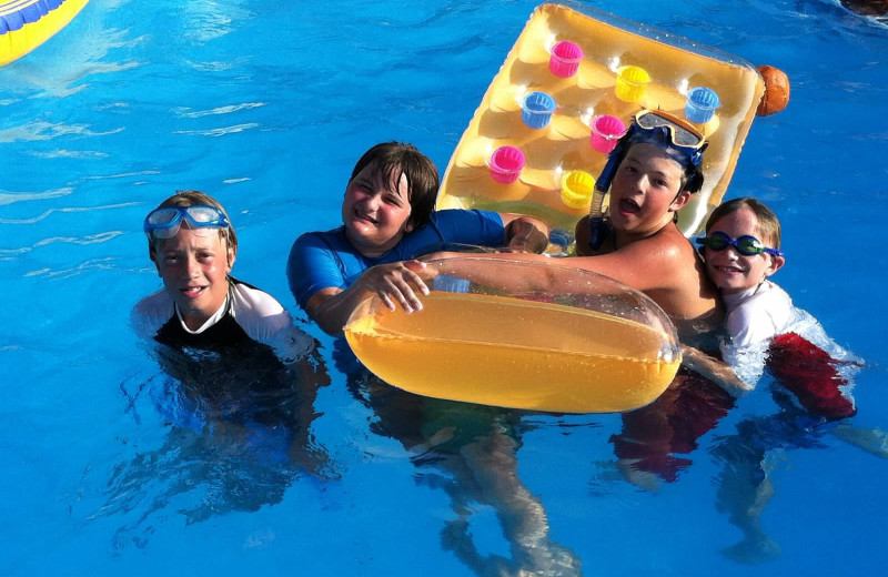 Kids in pool at Lake Breeze Resort.
