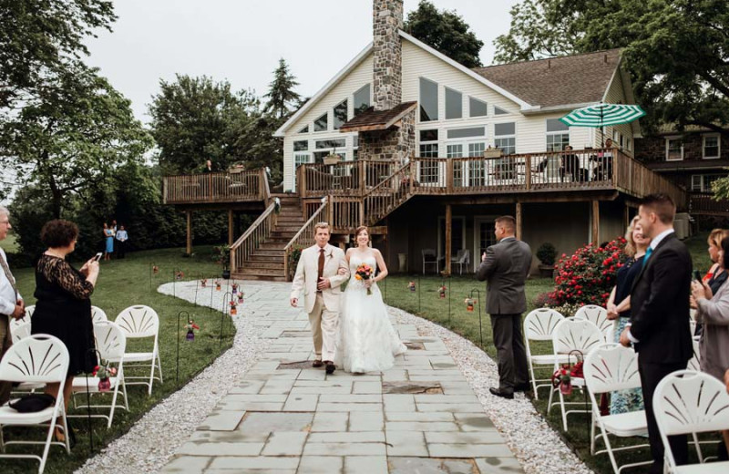 Weddings at Battlefield Bed & Breakfast.