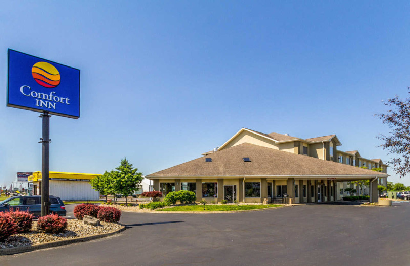 Exterior view of Comfort Inn Norwalk - Sandusky.