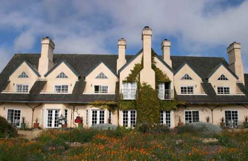 Exterior view of Seal Cove Inn.