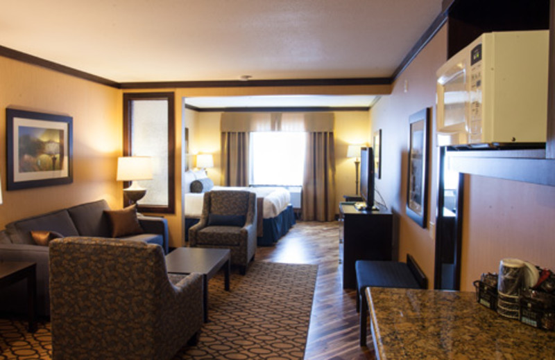 Guest room at Best Western Plus Fernie Mountain Lodge.