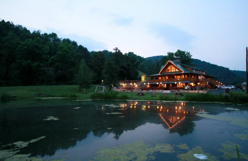 Exterior view of Smoke Hole Caverns & Log Cabin Resort.