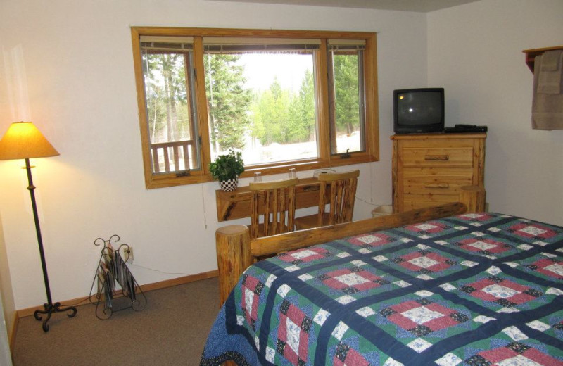 Suite Interior at Timber Wolf Resort