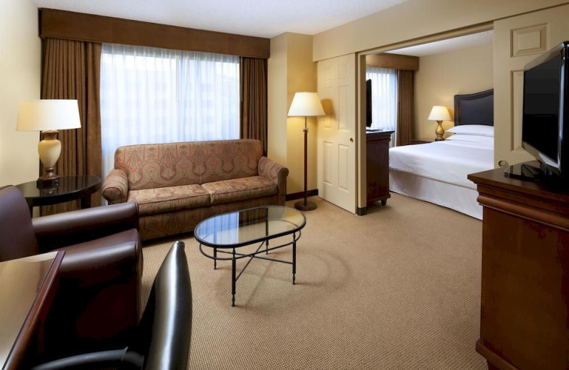 Guest suite at Sheraton Suites Fairplex.