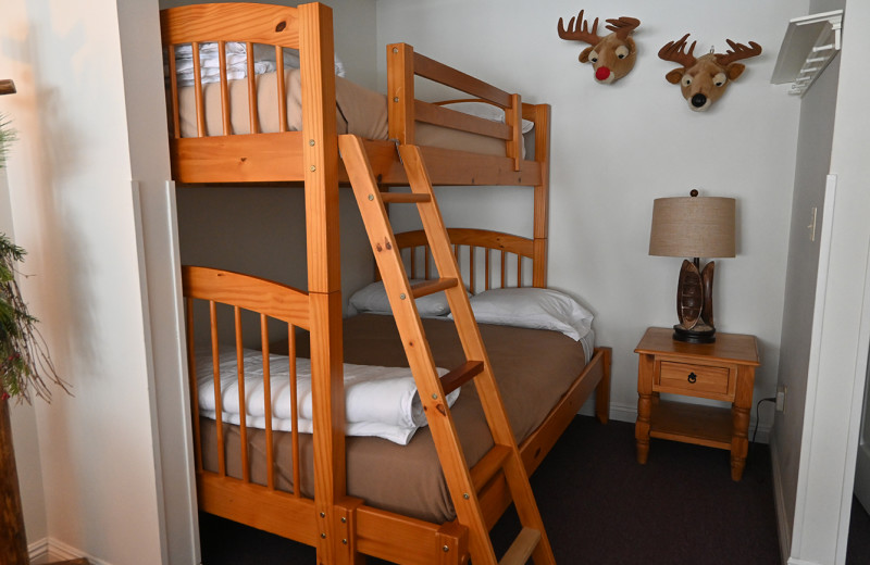 Guest bunk beds at The Golden Eagle Lodge.