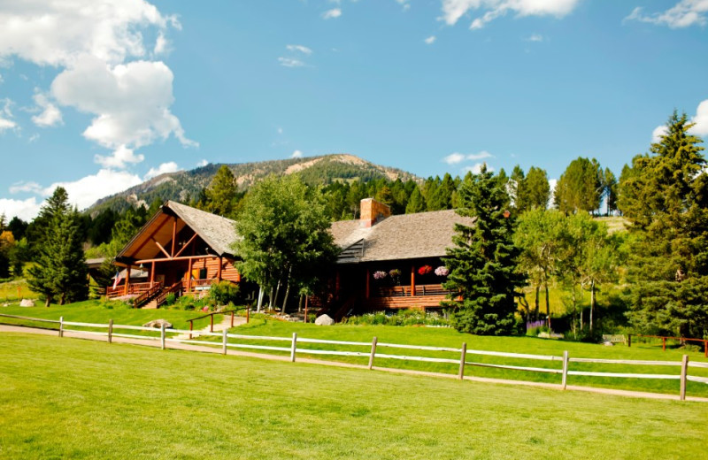 Exterior View of Lone Mountain Ranch