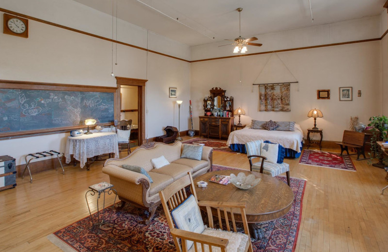 Guest room at Noftsger Hill Inn.