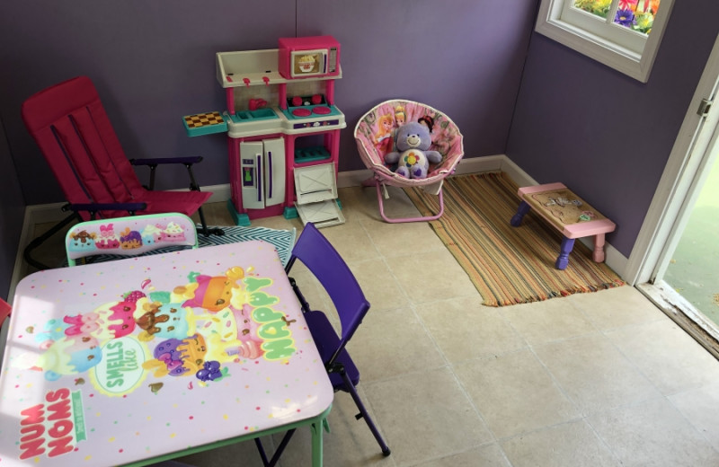 Kid playroom at Lakecrest Resort.