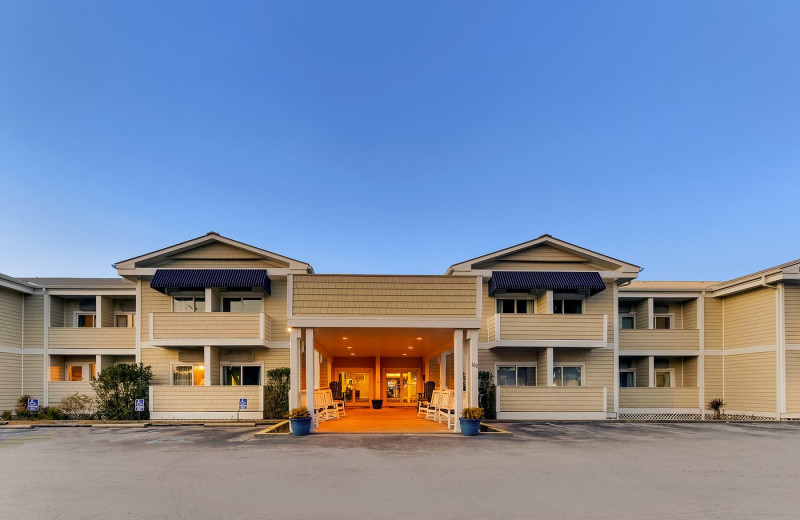 Exterior view of Palm Suites.