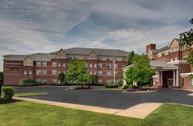 Exterior view of Residence Inn Cleveland Beachwood.