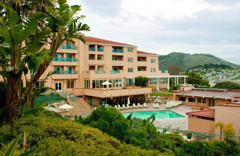 Exterior view of Hilton Vacation Club San Luis Bay Avila Beach.