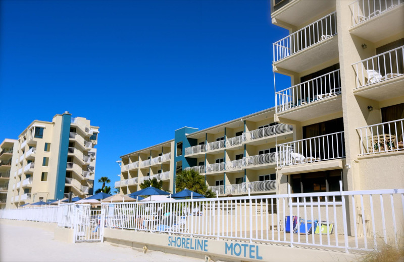 Exterior view of Shoreline Island Resort.