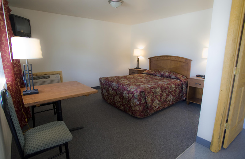 King Bedroom at Big Bear Motel