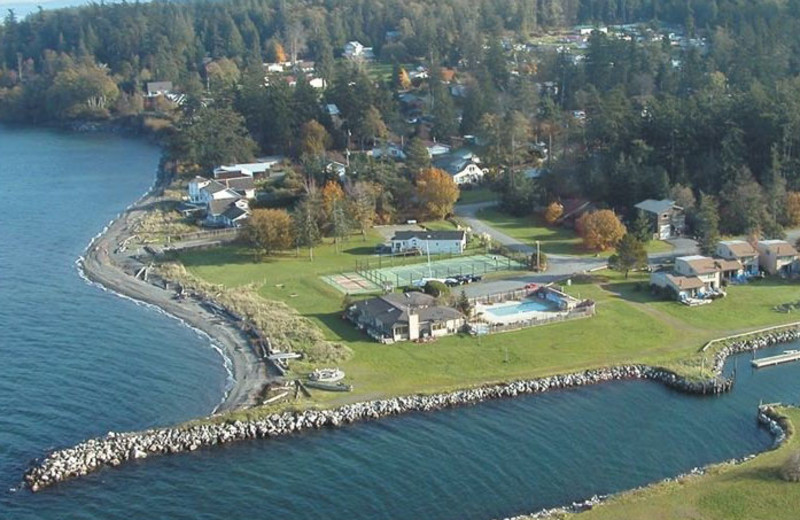 Aerial view of Smuggler's Villa Resort.