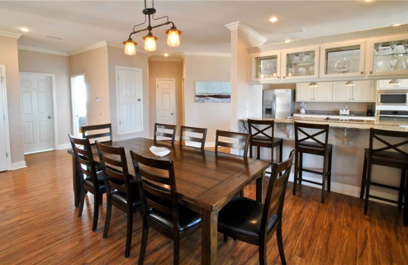 Rental dining room at Dauphin Island Beach Rentals, LLC.