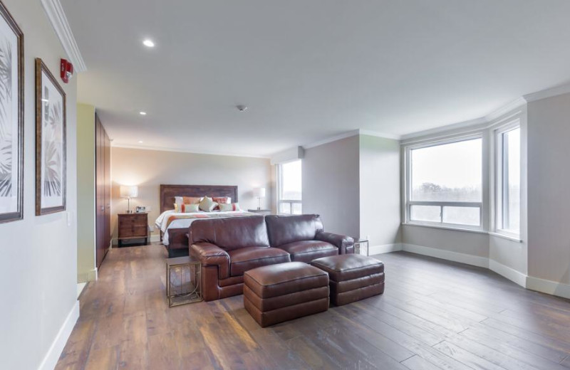 Guest room at Northumberland Heights Wellness Retreat and Spa.