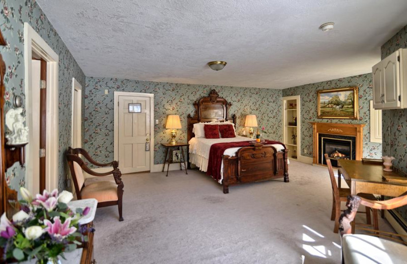 Guest room at Darby Field Inn.