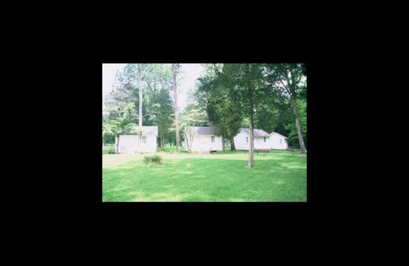 Historic cottages at Mammoth Cave Hotel.