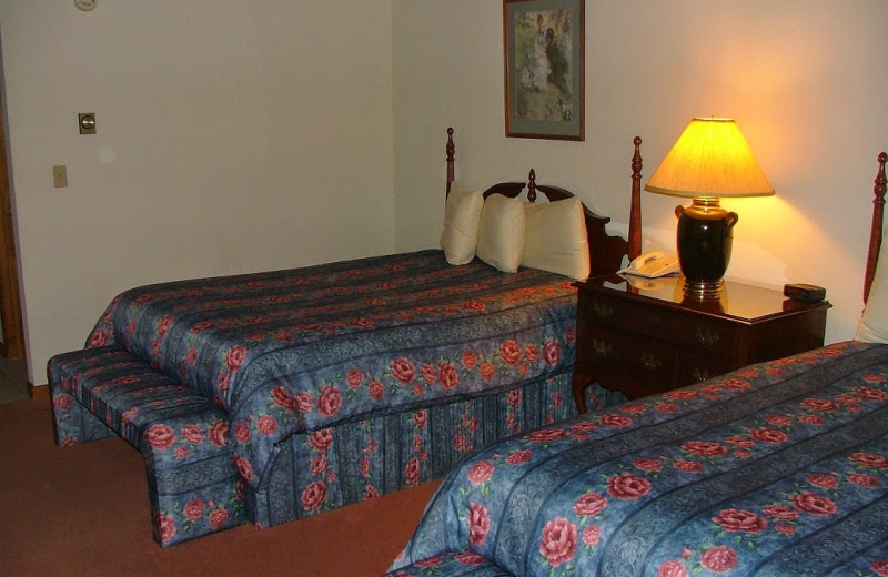 Guest room at Hotel Vienna.